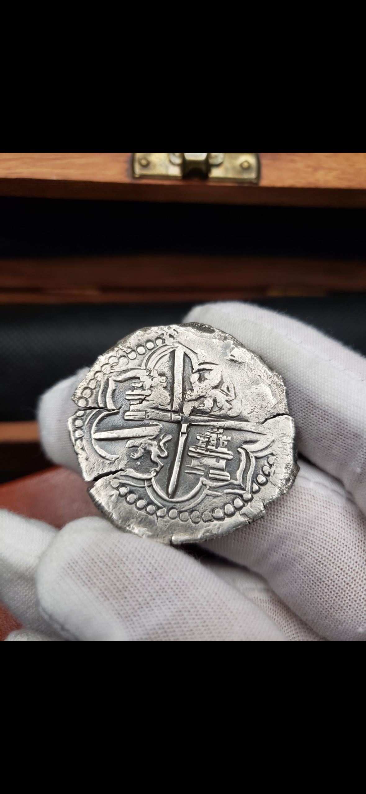 Atocha 8 Reales, Grade 2